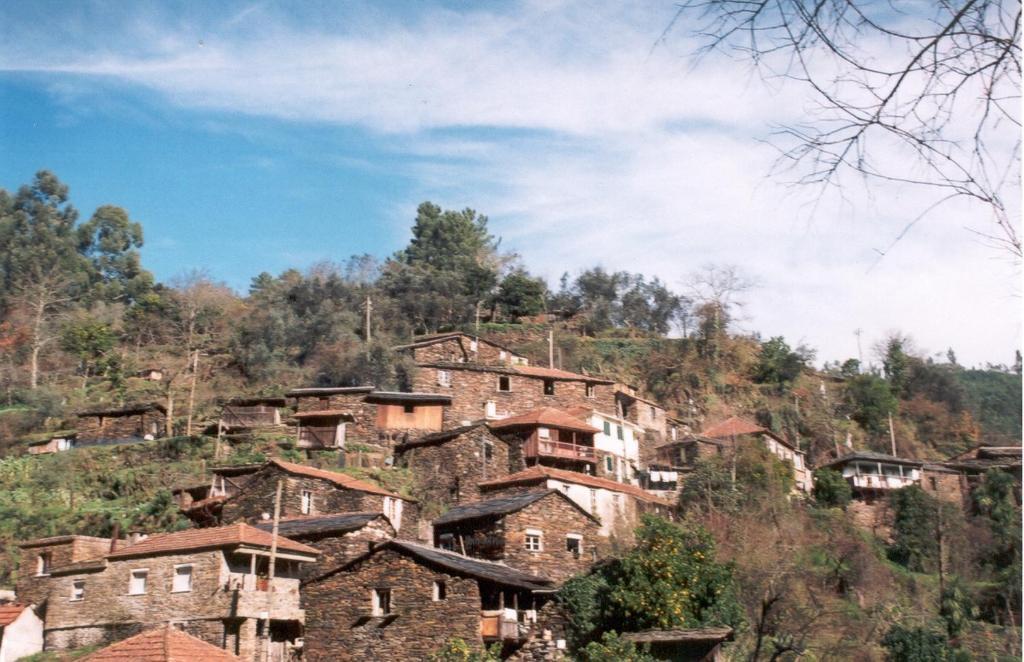 Quinta Dos 4 Lagares Hotel Serrazes Exterior foto